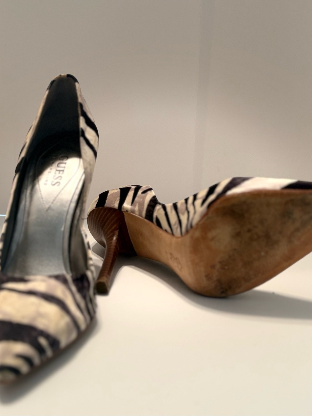 GUESS Zebra-Print Pointed-Toe Stiletto Pumps in Black and Cream - Picture 3 of 3